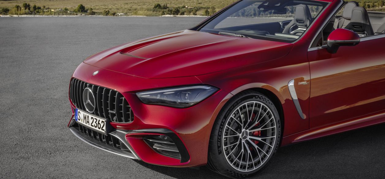 Performance sin techo: Mercedes-AMG CLE 53 4MATIC+ Cabrio llega al mercado argentino