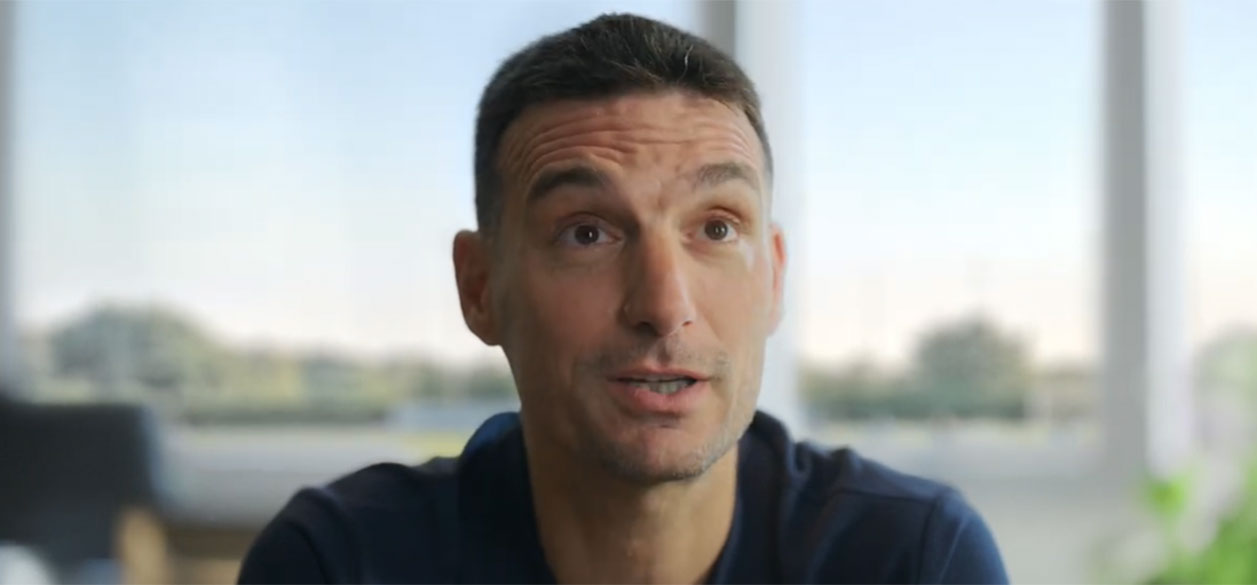Colapinto y Scaloni se unen en la nueva campaña de Mercado Libre