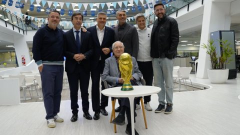 Macaya Márquez comentará partidos del Mundial por DSPORTS Radio
