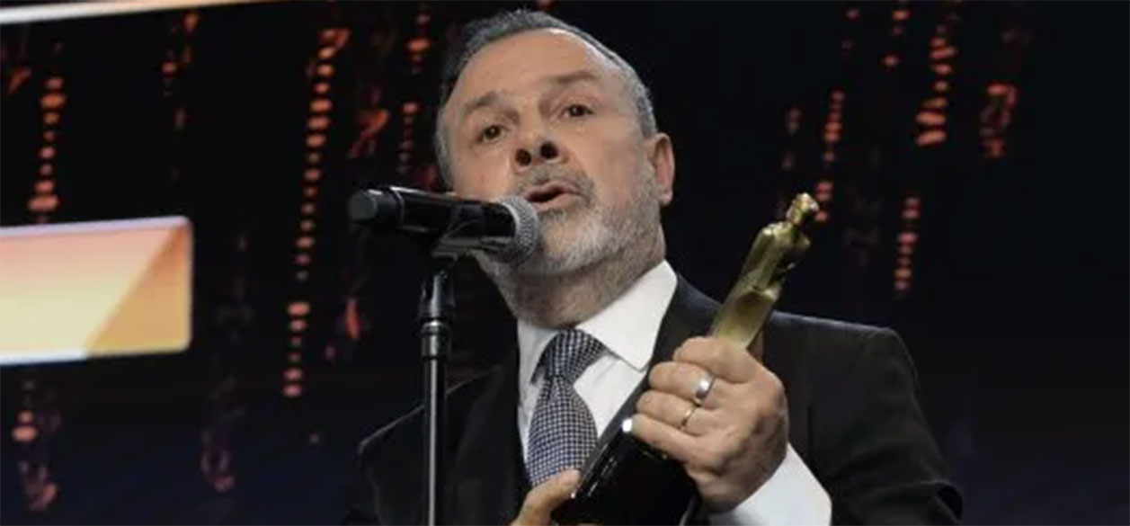 Gustavo Sylvestre fue distinguido con el Martín Fierro de Portales Web por Mejor Segmento de TV con Firma Digital
