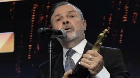 Gustavo Sylvestre fue distinguido con el Martín Fierro de Portales Web por Mejor Segmento de TV con Firma Digital