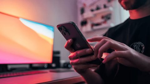 Acceso a las bibliotecas de contenido global: el reto para los usuarios de servicios de streaming argentinos