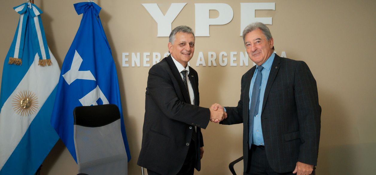 YPF y Prestige Auto celebran un acuerdo que impulsa nuevas soluciones para la movilidad
