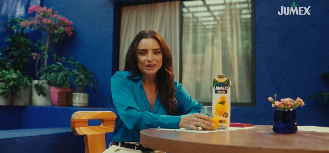 “Anfitriones”, lo nuevo de Raval + hello_ para Jumex en México