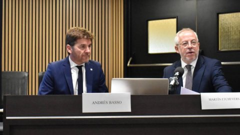 ADEPA y la AMFJN debatieron sobre libertad de expresión y responsabilidad editorial en la era de la IA