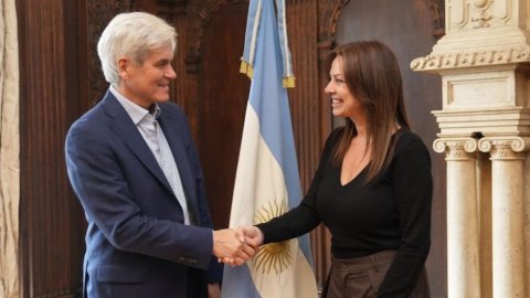 NESTLÉ y el Ministerio de Capital Humano firman una alianza para capacitar a jóvenes argentinos
