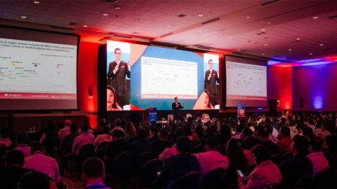 Especialistas debaten en el eCommerce Day Perú sobre el futuro del comercio digital y la IA