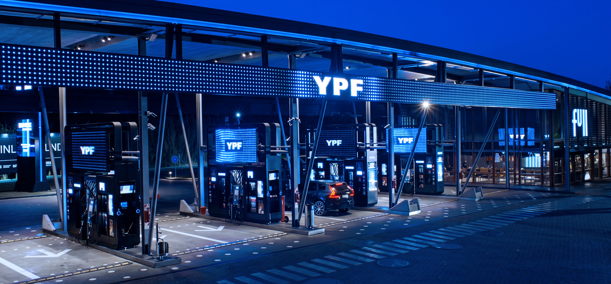 “Donde se encuentra la calidad” la nueva campaña de YPF y VML Argentina
