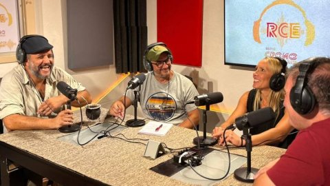 Radio Cromo Escobar cumple cuatro años y consolida su expansión multiplataforma