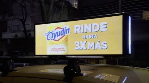 Ayudín lleva su campaña “Superioridad” a las calles de Buenos Aires junto a DoohDrive