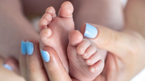 Baja natalidad en Argentina: ¿Qué condiciona las decisiones sobre tener hijos?