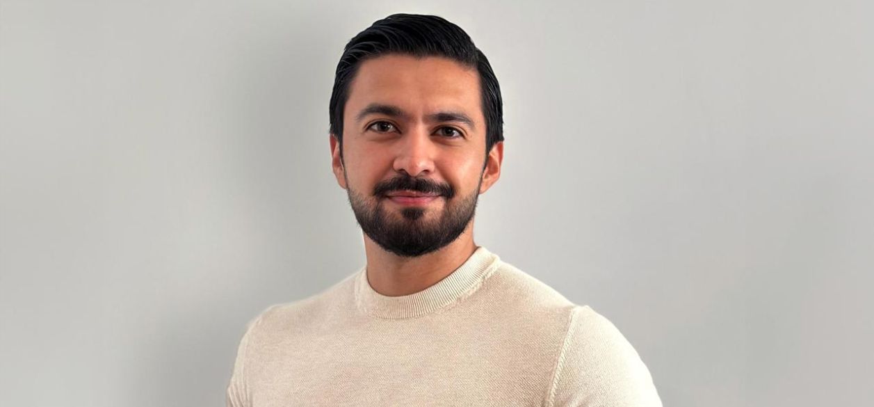 Del influencer aspiracional al creador cercano: la nueva batalla por la autoridad cultural