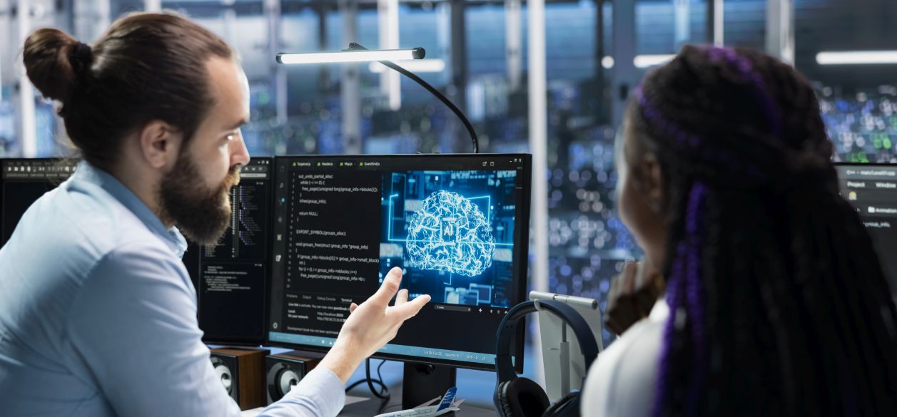 La inteligencia artificial gana espacio en decisiones estratégicas de las empresas peruanas, según Experian Perú