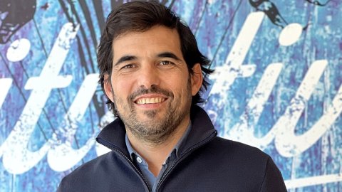 La nueva frontera del marketing digital: Del clic transaccional a la presencia algorítmica