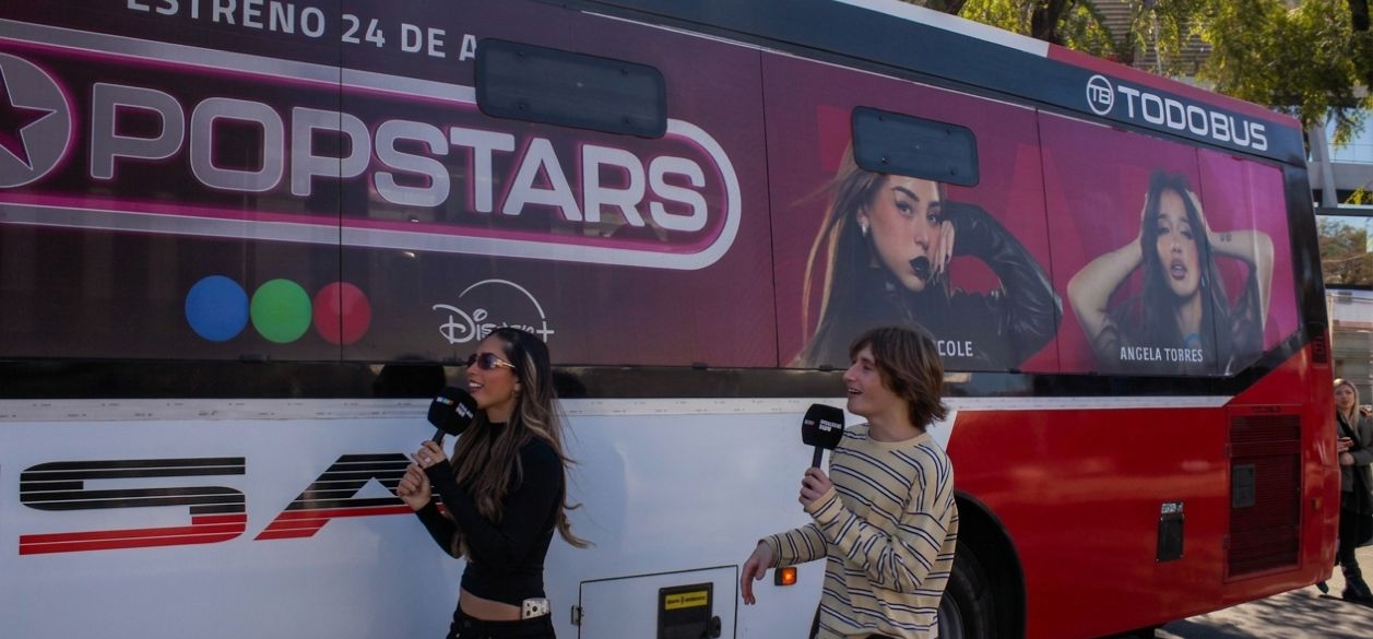 Popstars salió a la calle con una campaña en colectivos de NE3 Publicidad