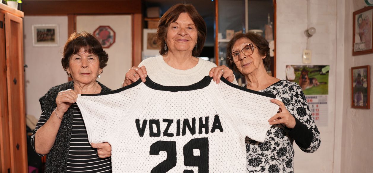 "La Camiseta de Vozinhas" lo nuevo de Super Chile para Hogar de Cristo