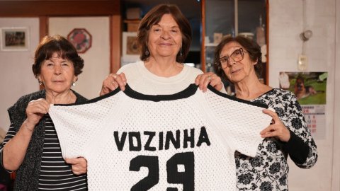 "La Camiseta de Vozinhas" lo nuevo de Super Chile para Hogar de Cristo