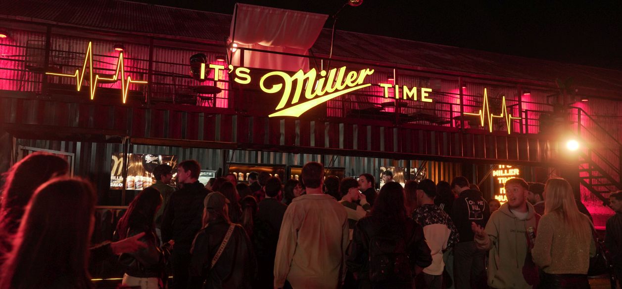 Miller convirtió el galpón del Harlem Festival en un espacio de música, frescura y encuentro