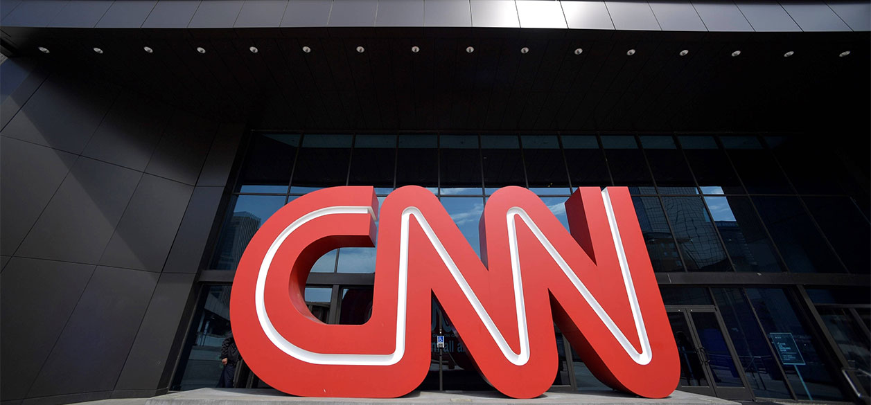 Google firma acuerdos con CNN, Financial Times y otros 400 medios para utilizar sus contenidos en inteligencia artificial