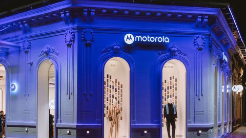 Motorola renueva la experiencia en sus tiendas de Palermo y Unicenter