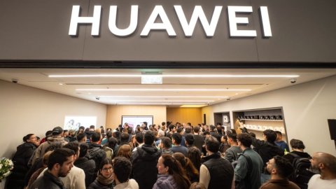 Huawei inauguró su primera Tienda Autorizada en Argentina