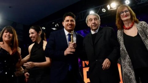 Radio Rivadavia ganó mejor servicio informativo en los Martin Fierro