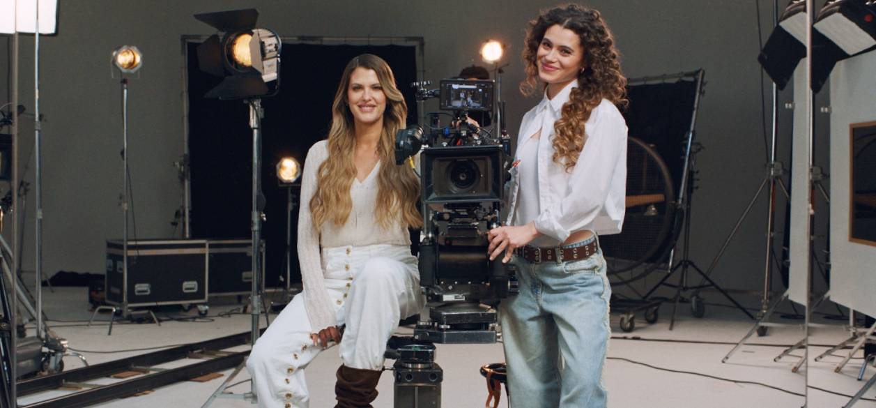 Pantene presenta “Tu mejor reflejo”, su nueva campaña de Agens con Mora Bianchi y Mery del Cerro